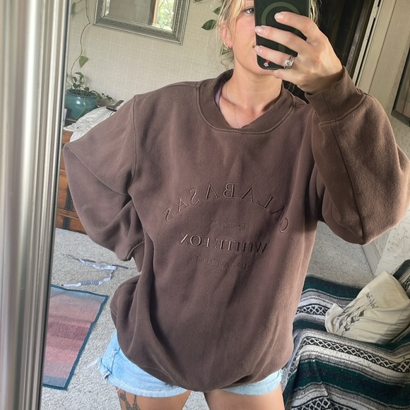 White Fox Calabasas Los Angeles Fall Brown Comfy Crewneck Sweater - Picture 1 of 16